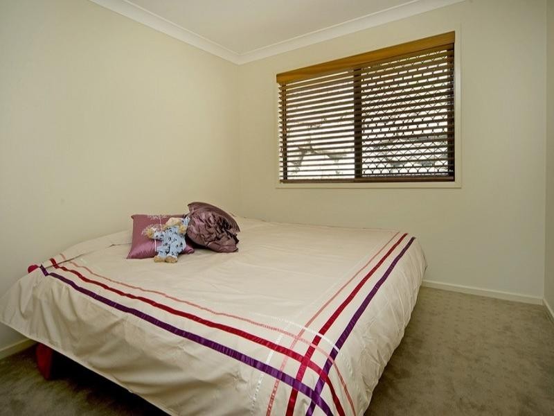 19 Hillary Circuit, Pacific Pines QLD 4211