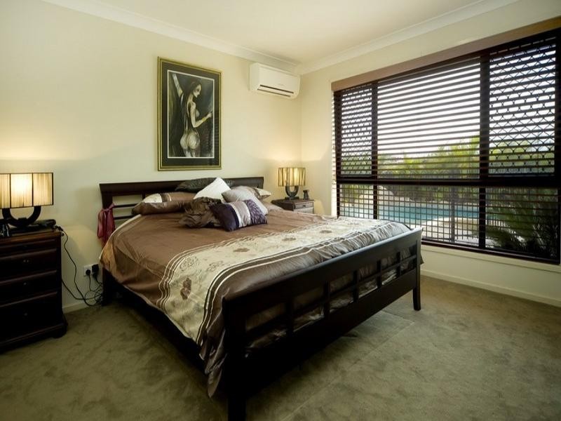 19 Hillary Circuit, Pacific Pines QLD 4211