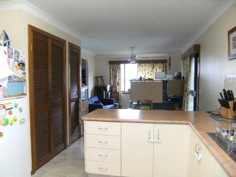 68 Parkes Drive, Helensvale QLD 4212