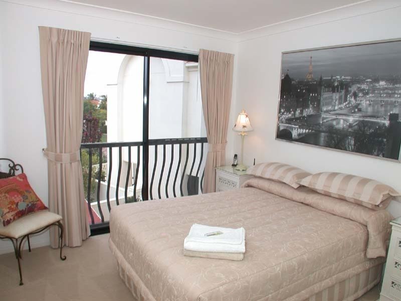 70/60 Caseys Road, Hope Island QLD 4212