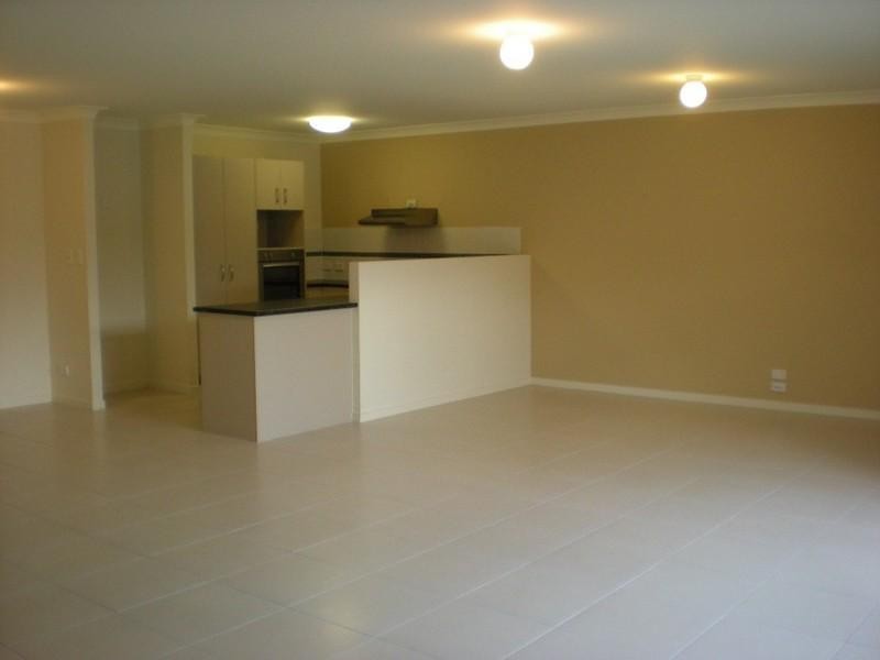 Pacific Pines QLD 4211
