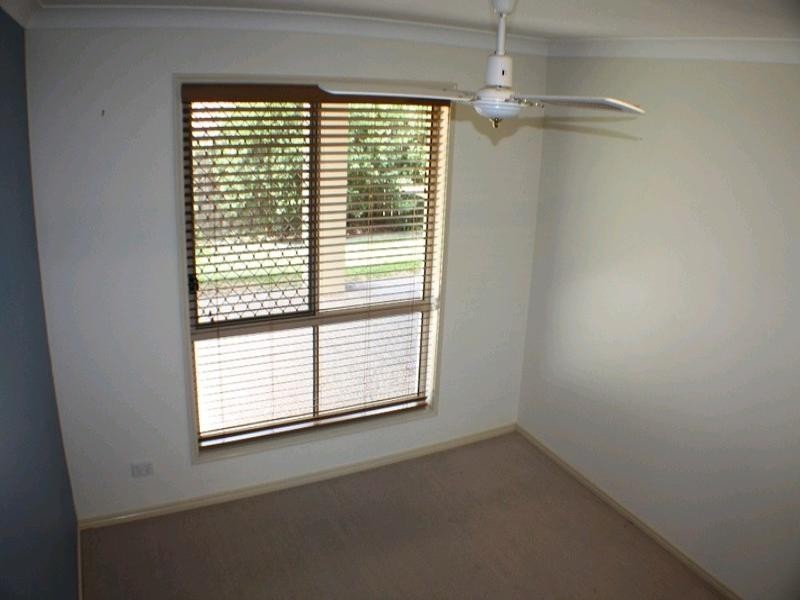 5 Greensborough Crescent, Parkwood QLD 4214