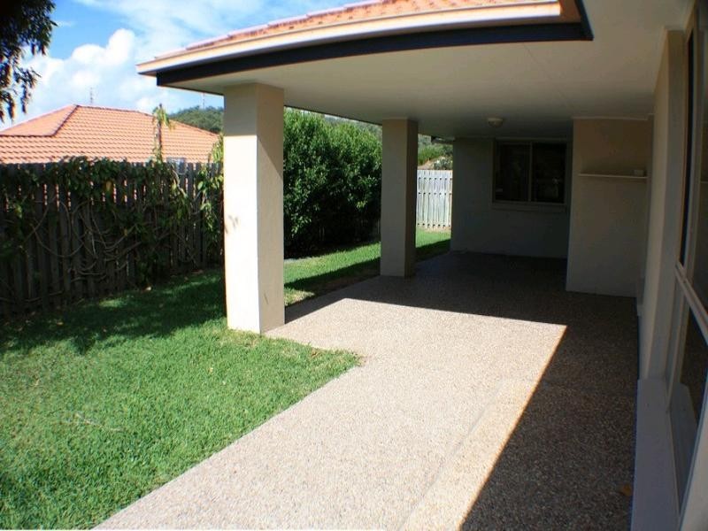 5 Greensborough Crescent, Parkwood QLD 4214