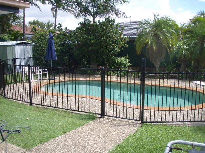 5 Greensborough Crescent, Parkwood QLD 4214