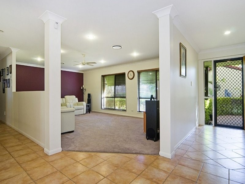 16 Morwell Court, Helensvale QLD 4212