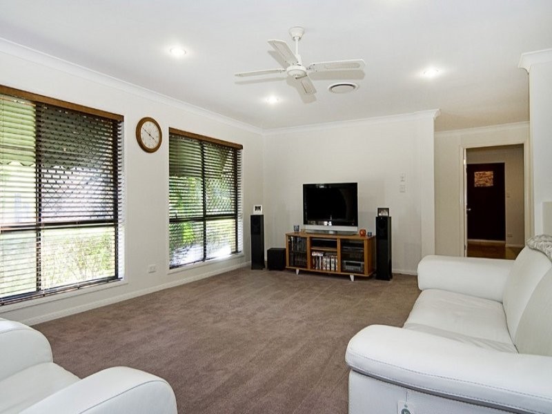 16 Morwell Court, Helensvale QLD 4212