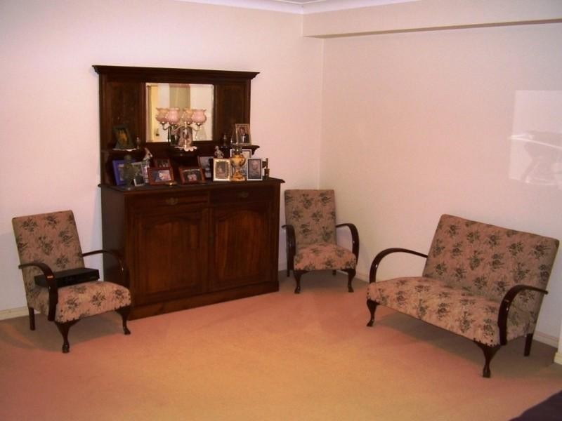 11 Augustus Street, Pacific Pines QLD 4211