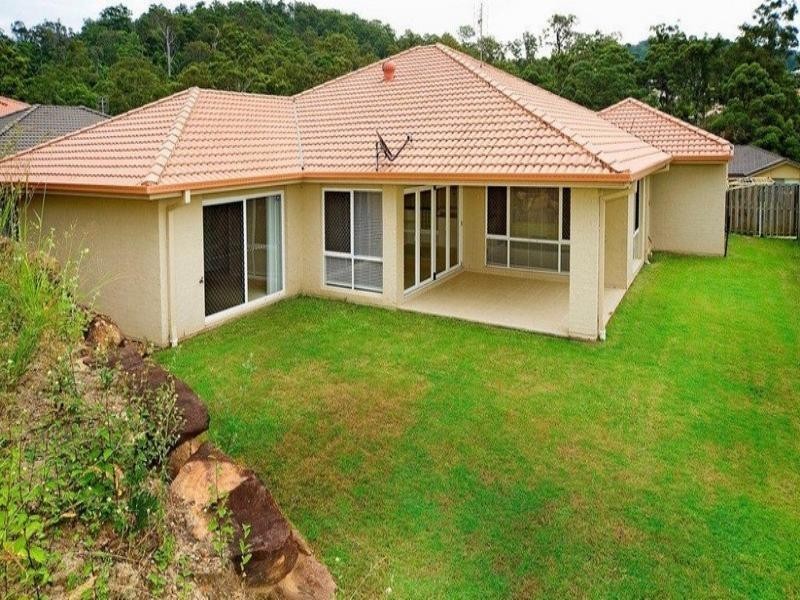 12 Roberts Drive, Maudsland QLD 4210