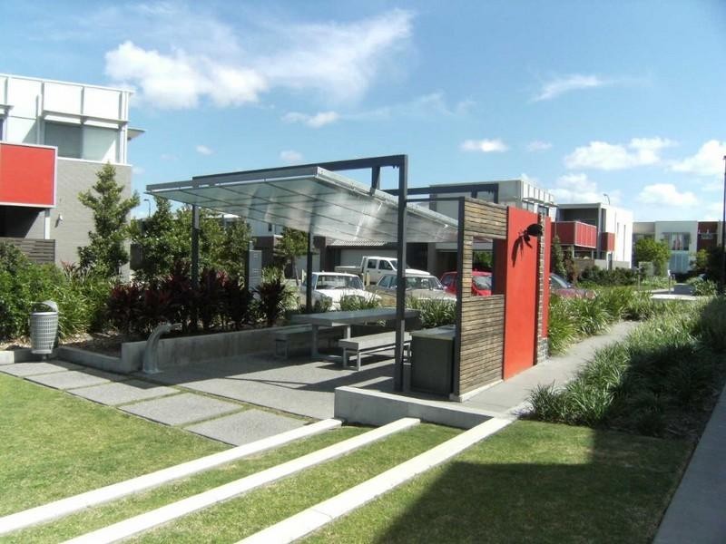 10 Little Blue Lane, Varsity Lakes QLD 4227