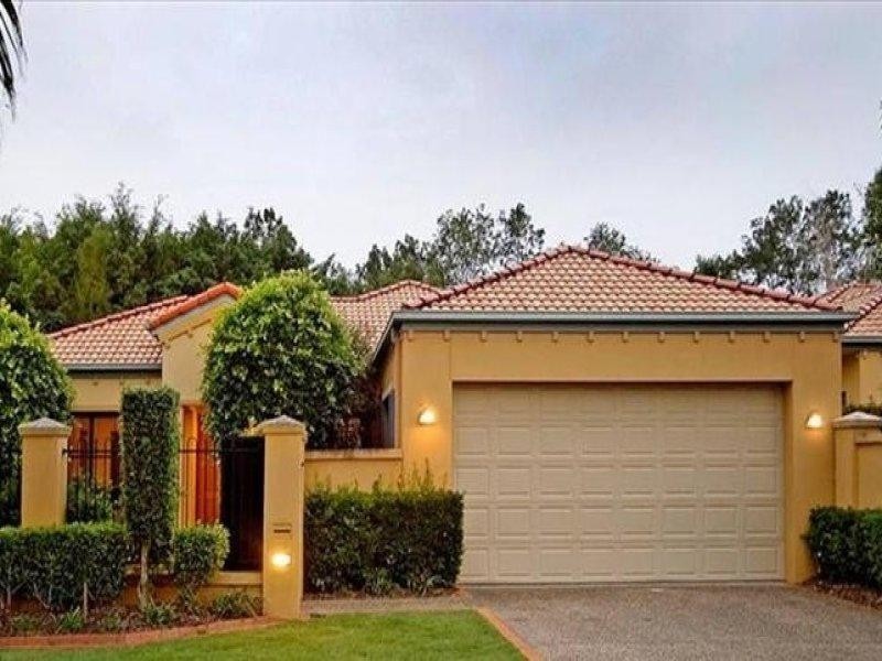3293 Palladian Drive, Hope Island QLD 4212