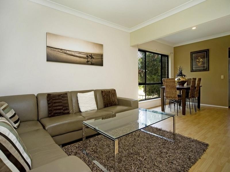 10 O’Brien Court, Arundel QLD 4214