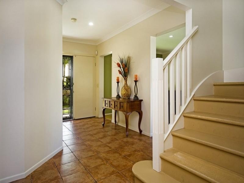 10 O’Brien Court, Arundel QLD 4214