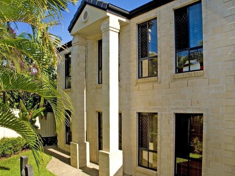 10 O’Brien Court, Arundel QLD 4214