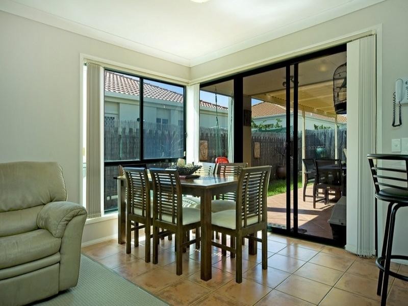 36 Marble Arch Place, Arundel QLD 4214