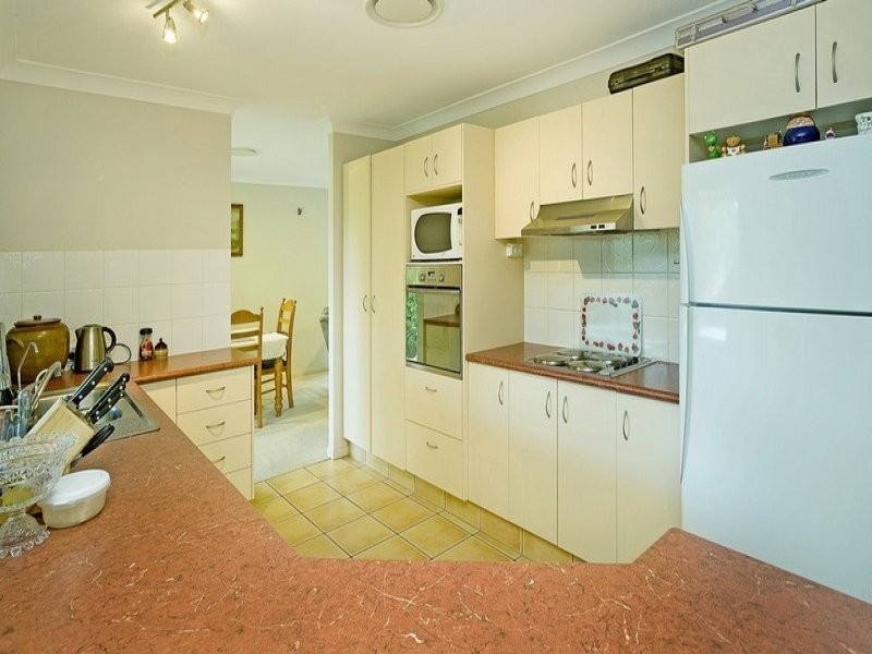 19 Kite Circuit, Arundel QLD 4214