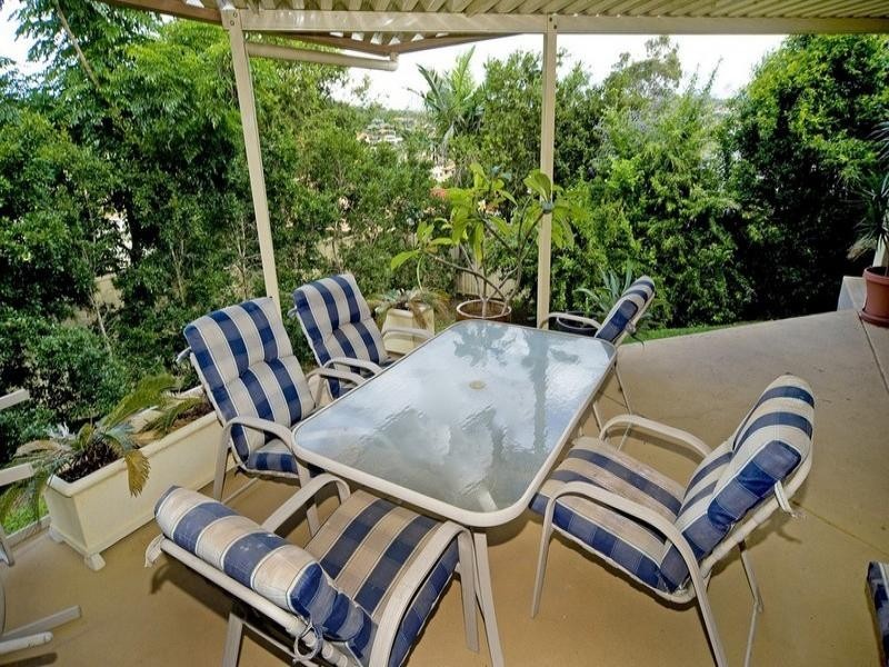 19 Kite Circuit, Arundel QLD 4214