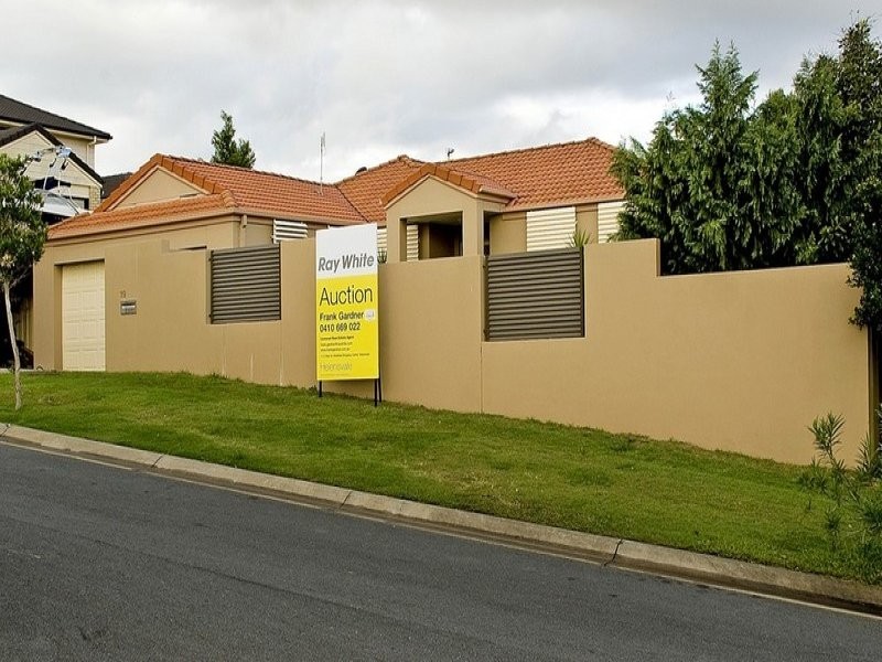 19 Kite Circuit, Arundel QLD 4214