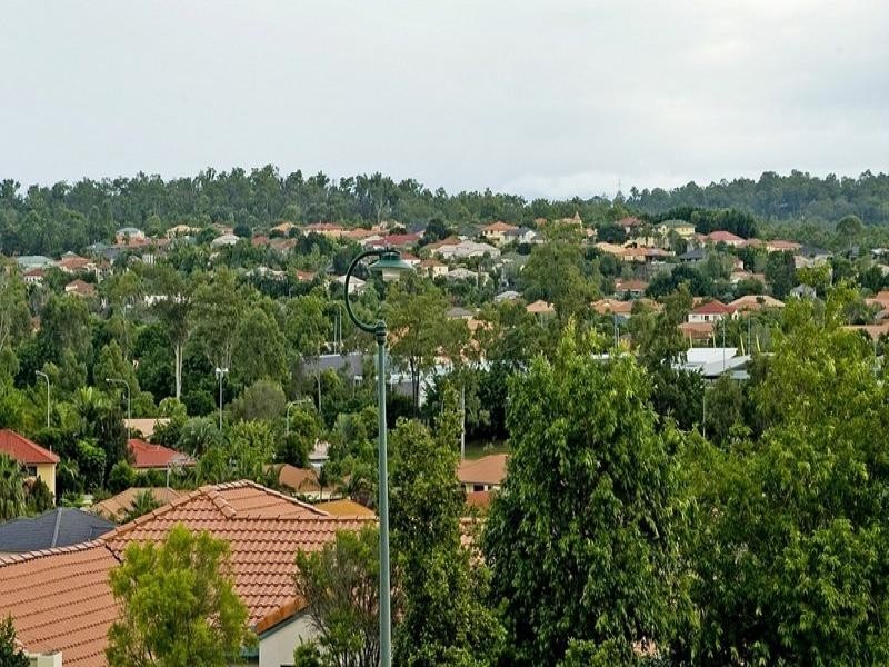 19 Kite Circuit, Arundel QLD 4214