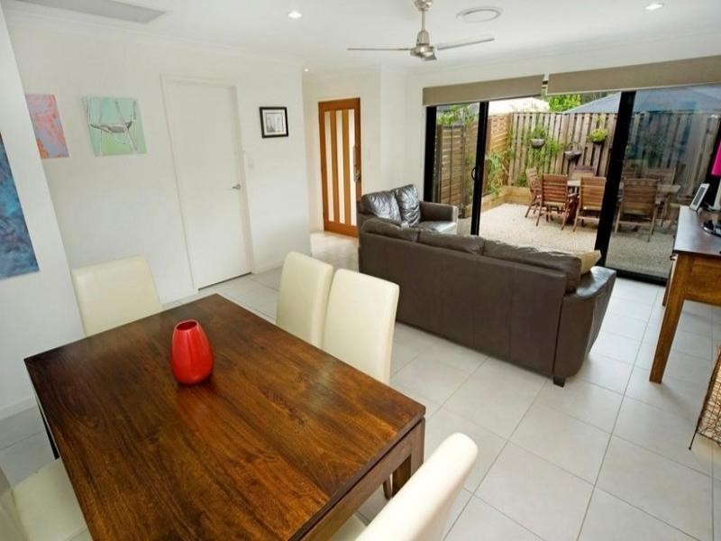 2 Currawong Crescent, Upper Coomera QLD 4209