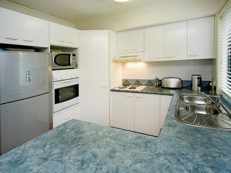 3/2 Pappas Way, Carrara QLD 4211