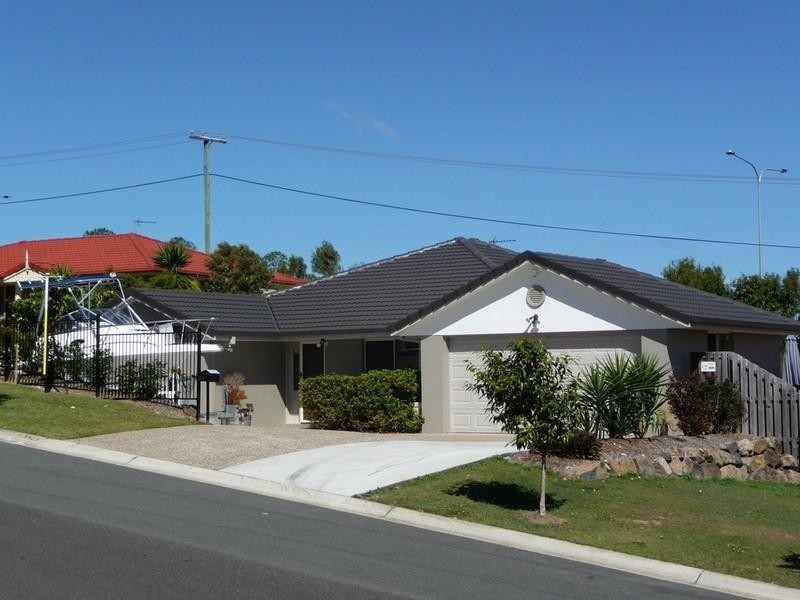 39 Maui Crescent, Oxenford QLD 4210