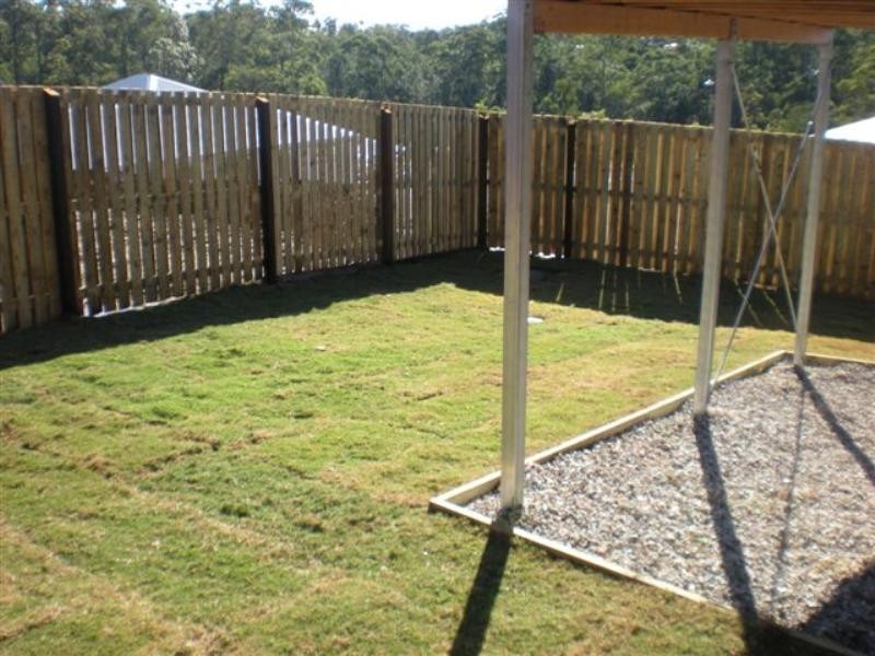 17 Harriet Lane, Oxenford QLD 4210