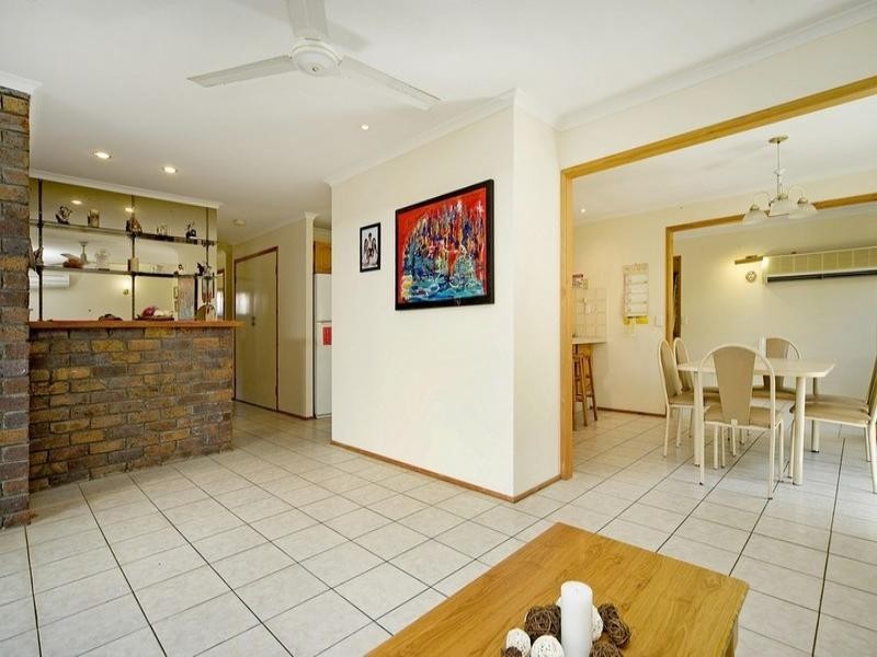10 Wandilla Drive, Helensvale QLD 4212