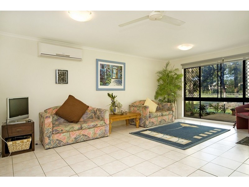 17 Ashford Road, Helensvale QLD 4212
