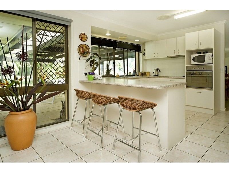 17 Ashford Road, Helensvale QLD 4212