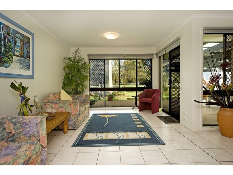 17 Ashford Road, Helensvale QLD 4212