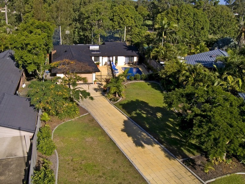 17 Ashford Road, Helensvale QLD 4212