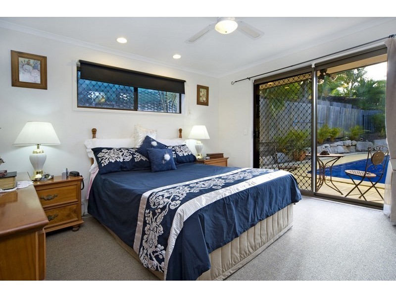 17 Ashford Road, Helensvale QLD 4212