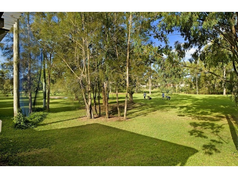 17 Ashford Road, Helensvale QLD 4212