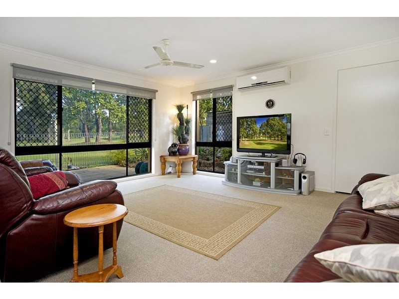 17 Ashford Road, Helensvale QLD 4212