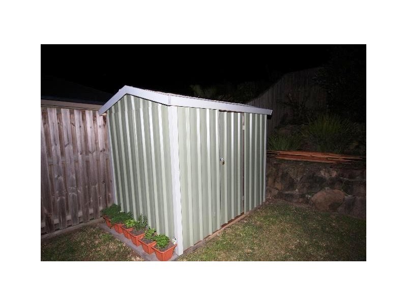 27 Carmarthen Circuit, Pacific Pines QLD 4211