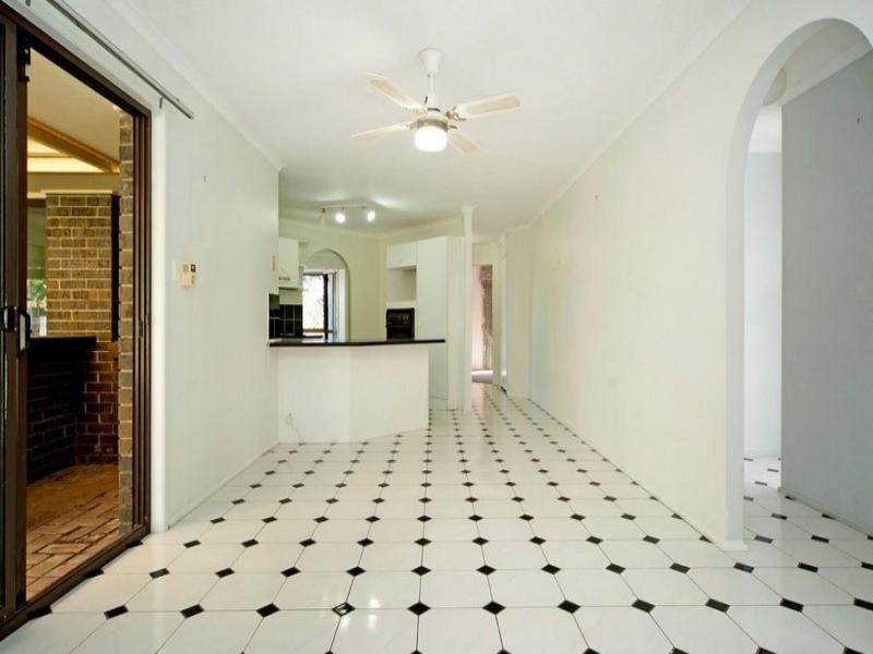 37 Mildura Drive, Helensvale QLD 4212