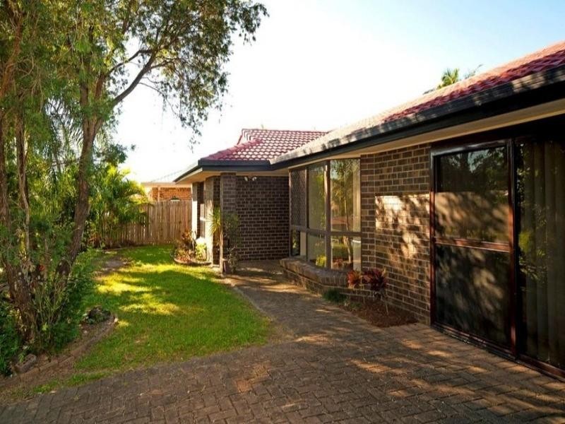 37 Mildura Drive, Helensvale QLD 4212