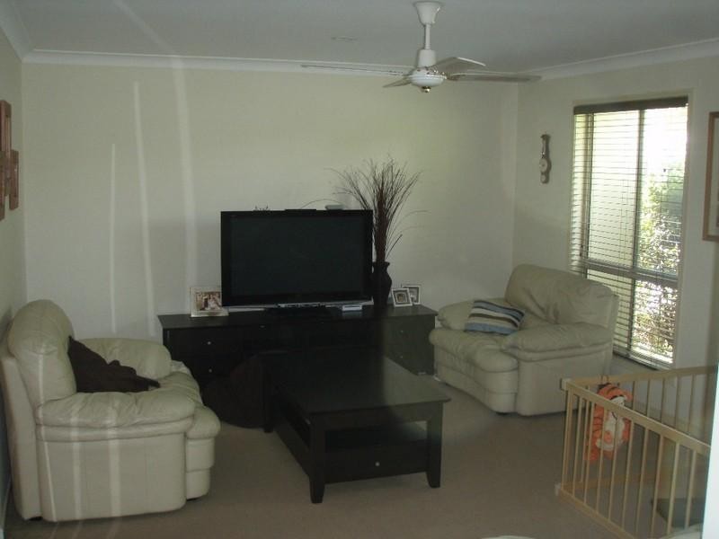 5 Greensborough Crescent, Parkwood QLD 4214