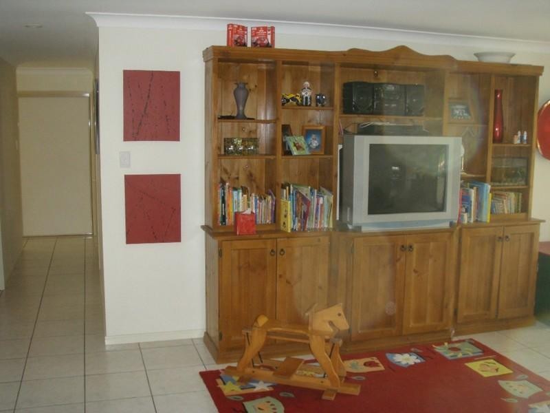 5 Greensborough Crescent, Parkwood QLD 4214