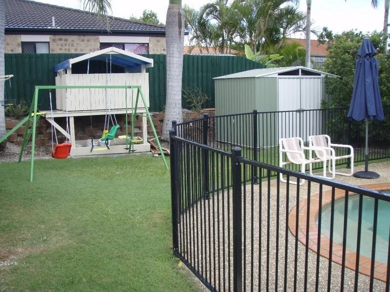 5 Greensborough Crescent, Parkwood QLD 4214