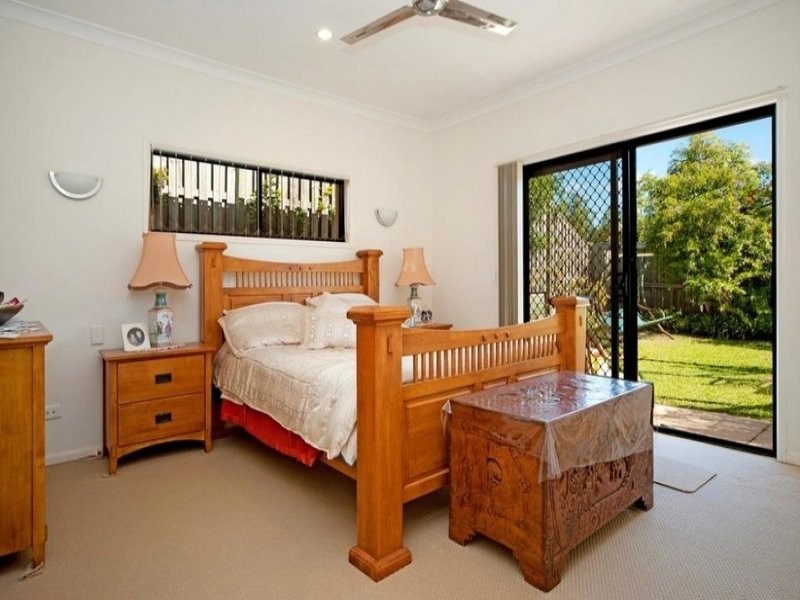 29 Lantau Crescent, Varsity Lakes QLD 4227