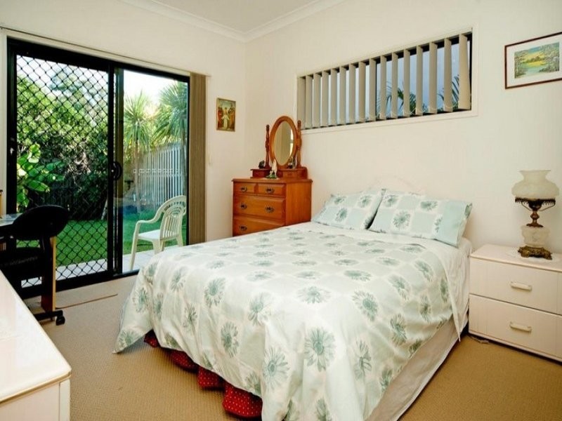 29 Lantau Crescent, Varsity Lakes QLD 4227