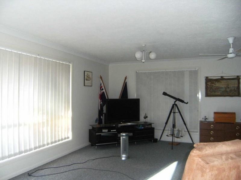 4 Cootharaba Drive, Helensvale QLD 4212