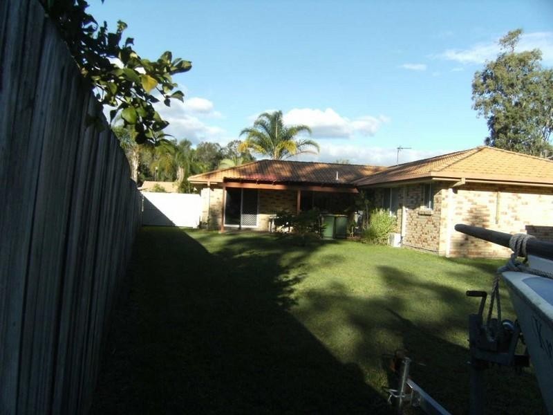 4 Cootharaba Drive, Helensvale QLD 4212