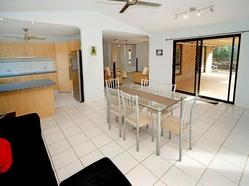 3 Equador Court, Pacific Pines QLD 4211