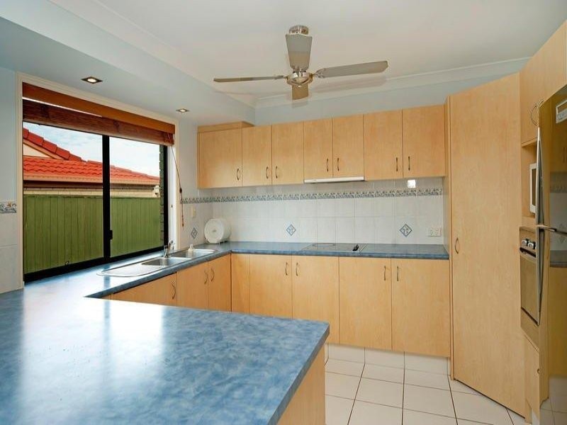 3 Equador Court, Pacific Pines QLD 4211