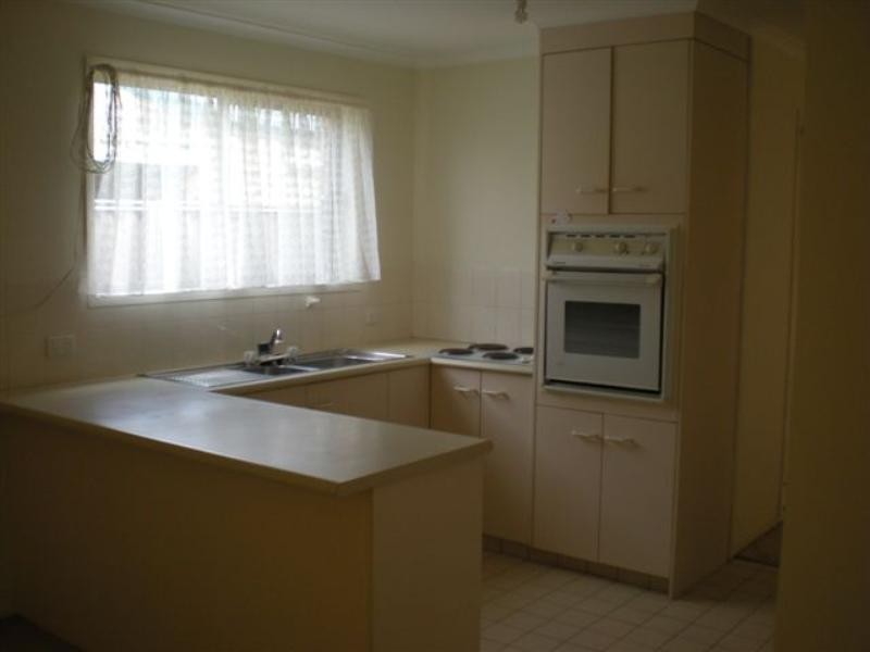 21 River Oak Drive, Helensvale QLD 4212