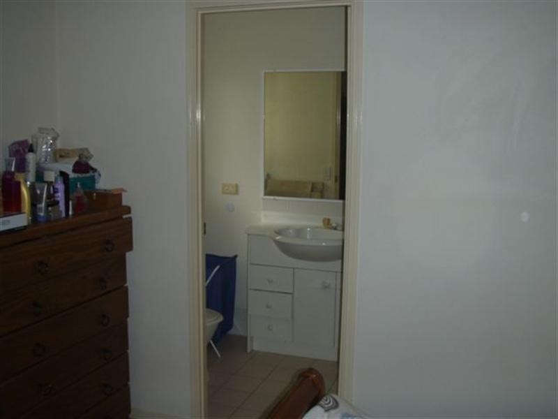 13 Rosswood Court, Helensvale QLD 4212