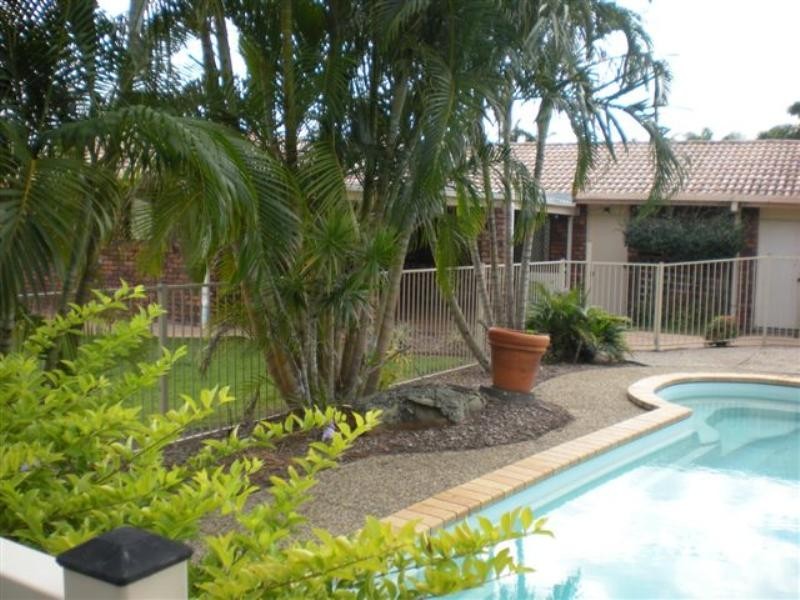 106 Mildura Drive, Helensvale QLD 4212