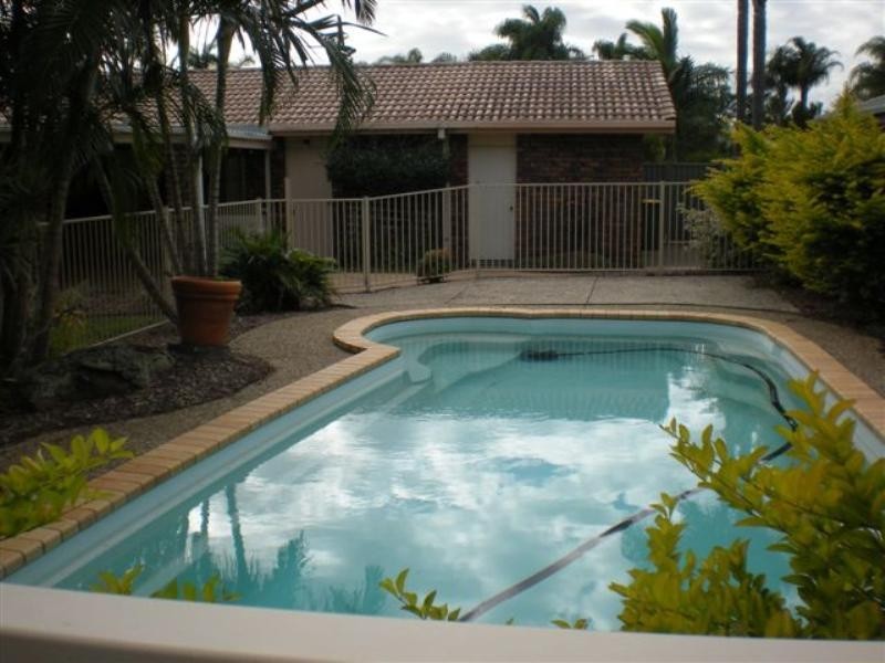 106 Mildura Drive, Helensvale QLD 4212